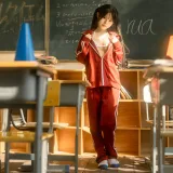 rua阮阮《课间的阳光 红色校服》主题写真：42张全套美图