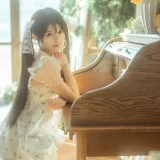 rua阮阮《花房 小裙子》主题写真：54张全套美图
