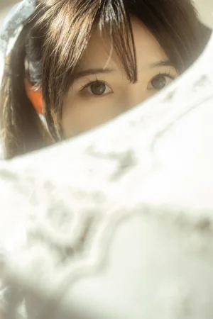 rua阮阮《花房 小裙子》主题写真：54张全套美图