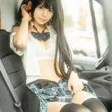 rua阮阮《房车JK》主题写真：41张全套美图