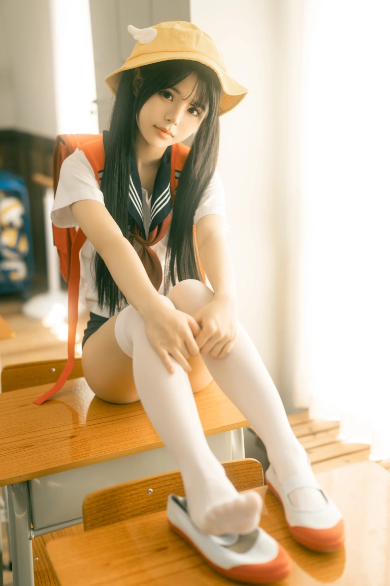 rua阮阮《小丸子》主题写真：88张全套美图