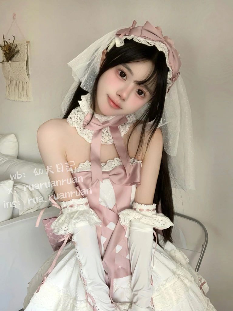 rua阮阮《初恋缎带》主题写真：18张全套美图