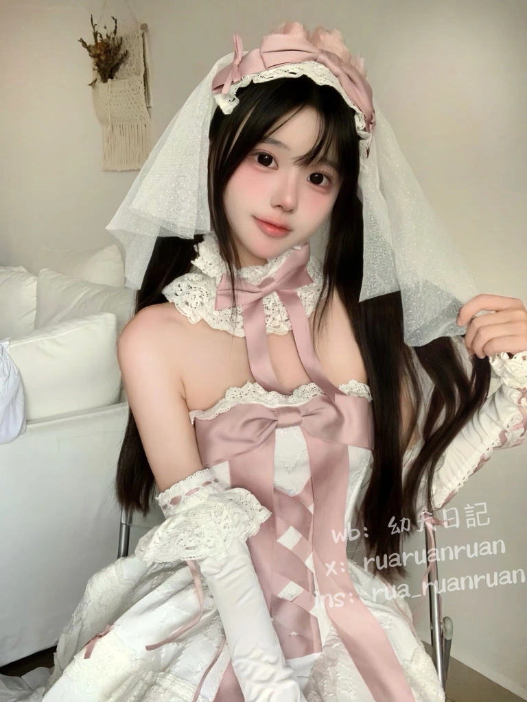 rua阮阮《初恋缎带》主题写真：18张全套美图