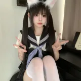 rua阮阮《战术自搭》主题写真：18张全套美图