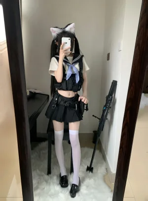 rua阮阮《战术自搭》主题写真：18张全套美图