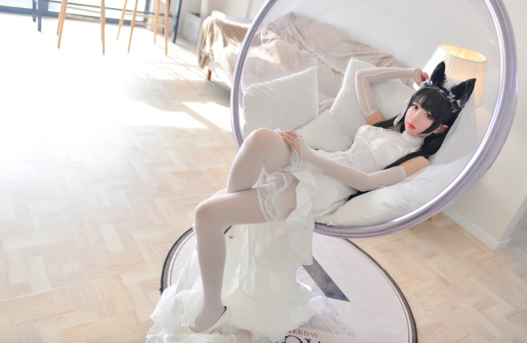 雪琪SAMA《爱宕婚纱》主题写真：38张全套美图