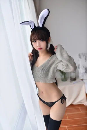 雪琪SAMA《灰兔兔》主题写真：50张全套美图