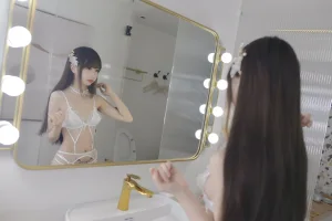雪琪SAMA《精灵》主题写真：50张全套美图，含1个视频