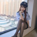 雪琪SAMA《女警》主题写真：49张全套美图，含1个视频
