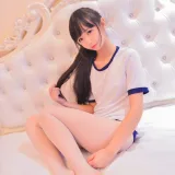 雪琪SAMA《体操服》主题写真：17张全套美图