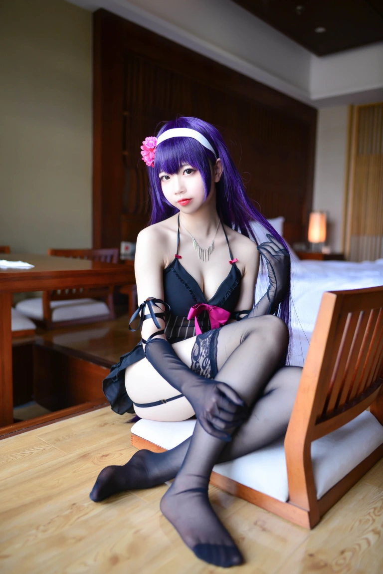 雪琪SAMA《霞之丘诗羽内衣》主题写真：17张全套美图