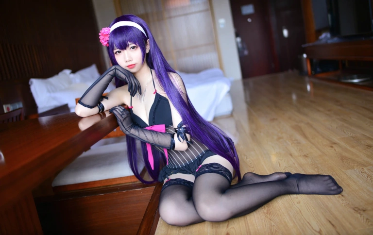 雪琪SAMA《霞之丘诗羽内衣》主题写真：17张全套美图
