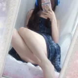雪琪SAMA《自拍足控》主题写真：15张全套美图，含4个视频