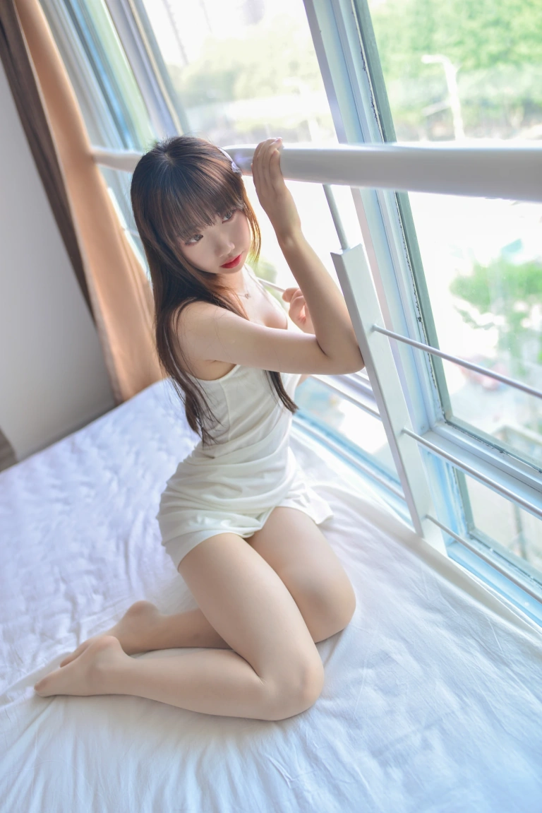 雪琪SAMA《3号本 真爱限量版》主题写真：127张全套美图，含5个视频