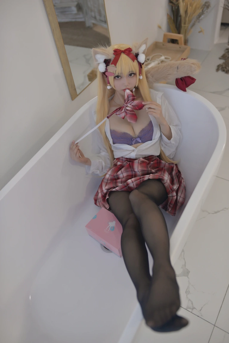 雪琪SAMA《千岛酱猫耳》主题写真：35张全套美图