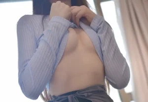 雪琪SAMA《吉他妹妹》主题写真：60张全套美图
