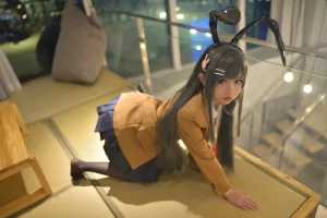 雪琪SAMA《麻衣制服兔女郎》主题写真：58张全套美图