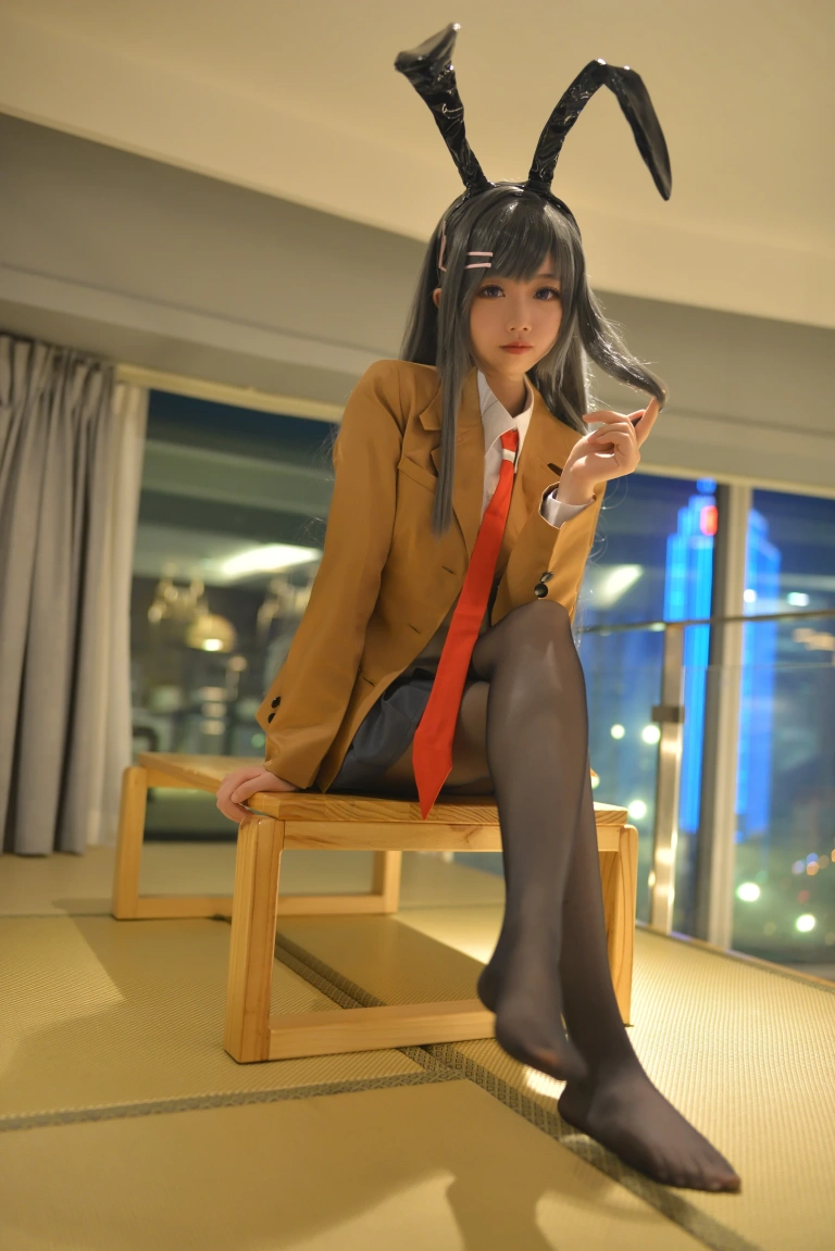 雪琪SAMA《麻衣制服兔女郎》主题写真：58张全套美图