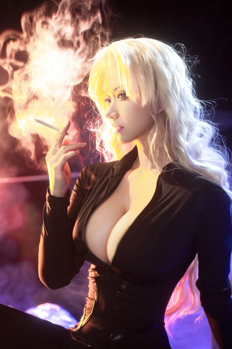 Seya-狮砸《贝尔摩德》主题写真：12张全套美图