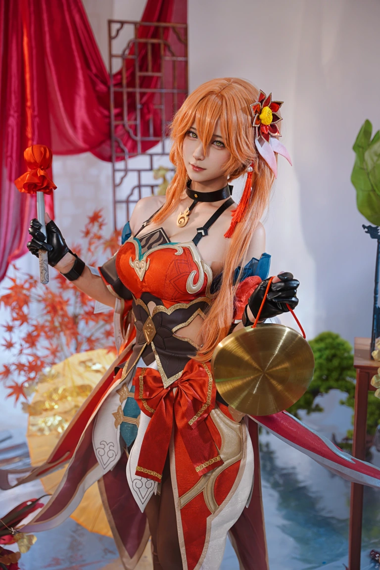 Seya-狮砸《崩坏：星穹铁道 桂乃芬》主题写真：9张全套美图