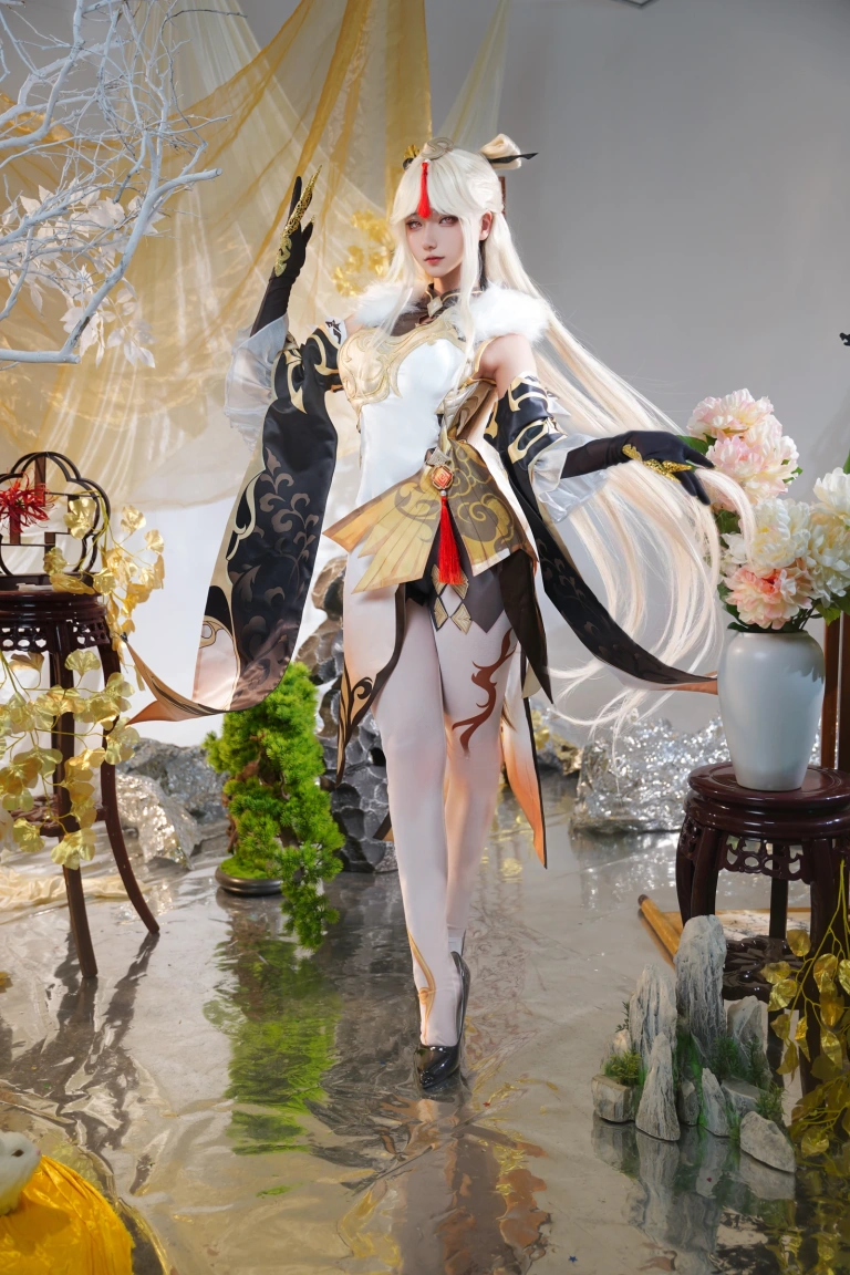 Seya-狮砸《原神 凝光》主题写真：9张全套美图