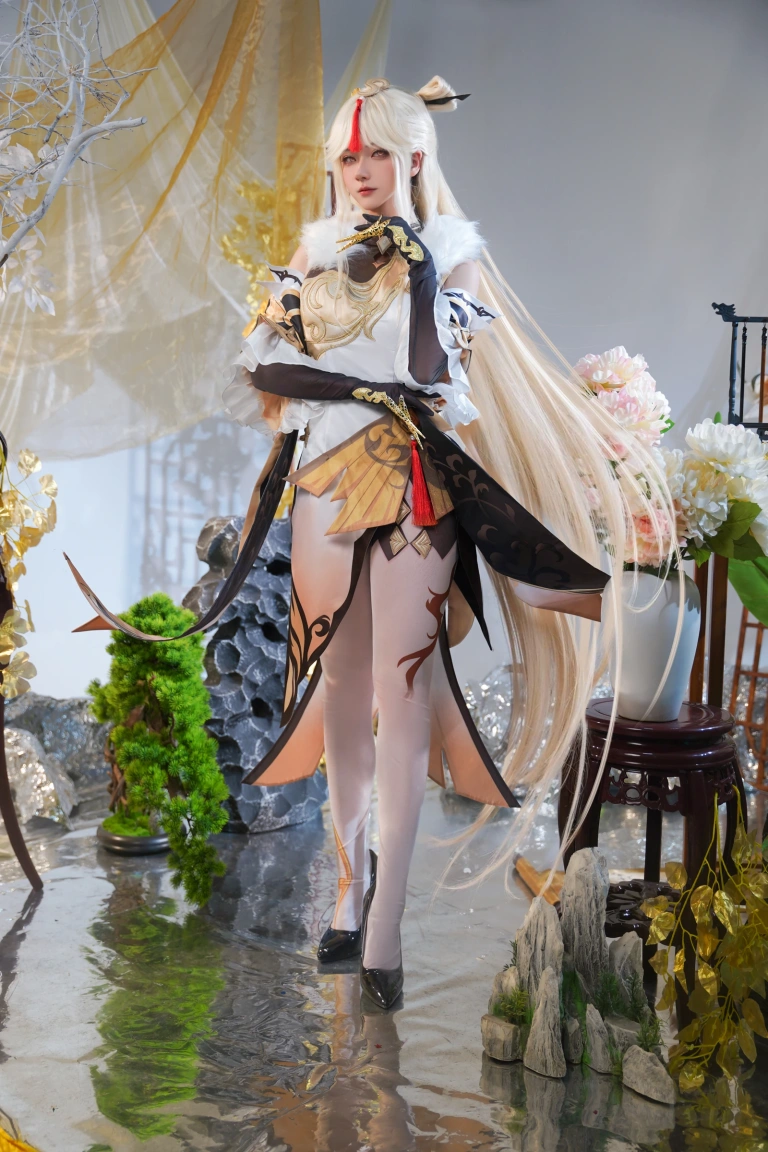 Seya-狮砸《原神 凝光》主题写真：9张全套美图