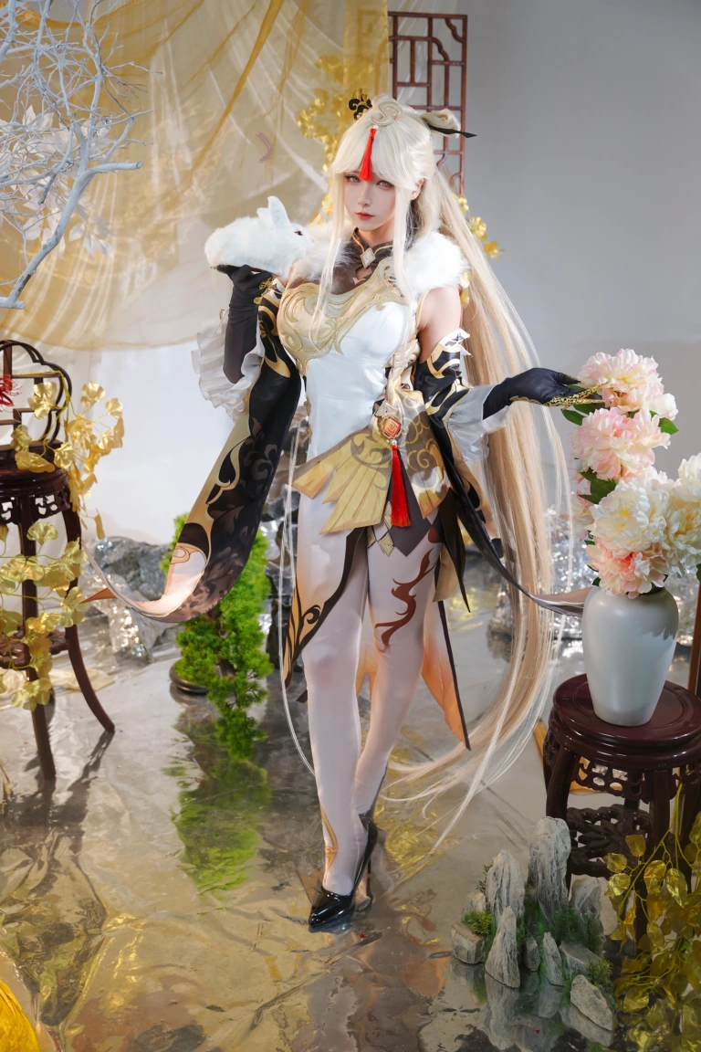 Seya-狮砸《原神 凝光》主题写真：9张全套美图