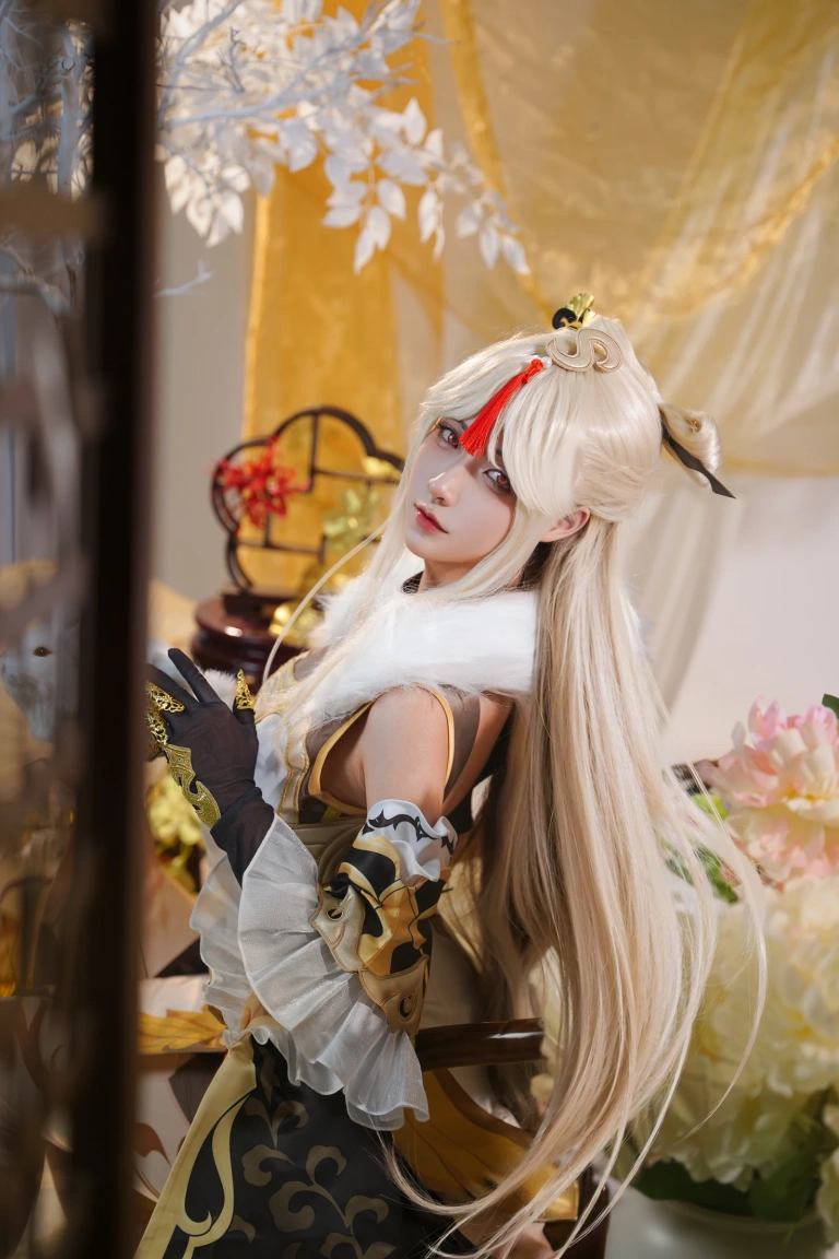 Seya-狮砸《原神 凝光》主题写真：9张全套美图