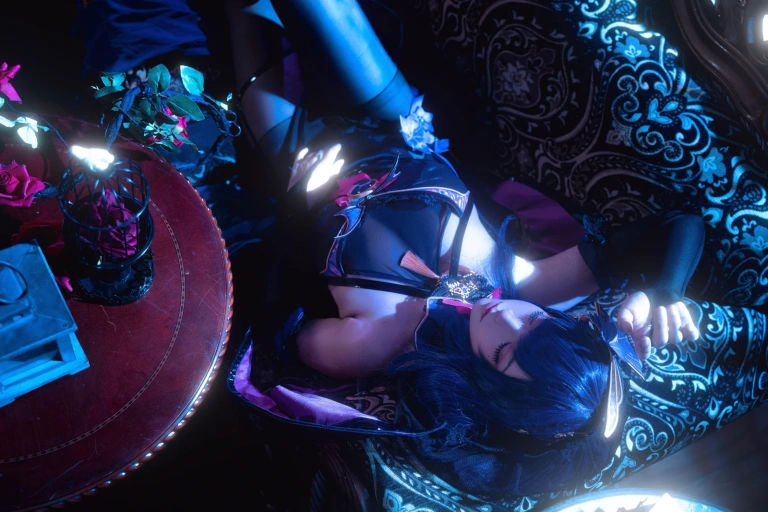 Seya-狮砸《雷电将军 魅魔》主题写真：12张全套美图