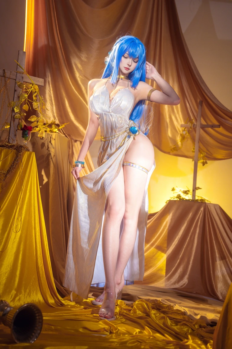 Seya-狮砸《NIKKE 胜利女神 海伦》主题写真：12张全套美图