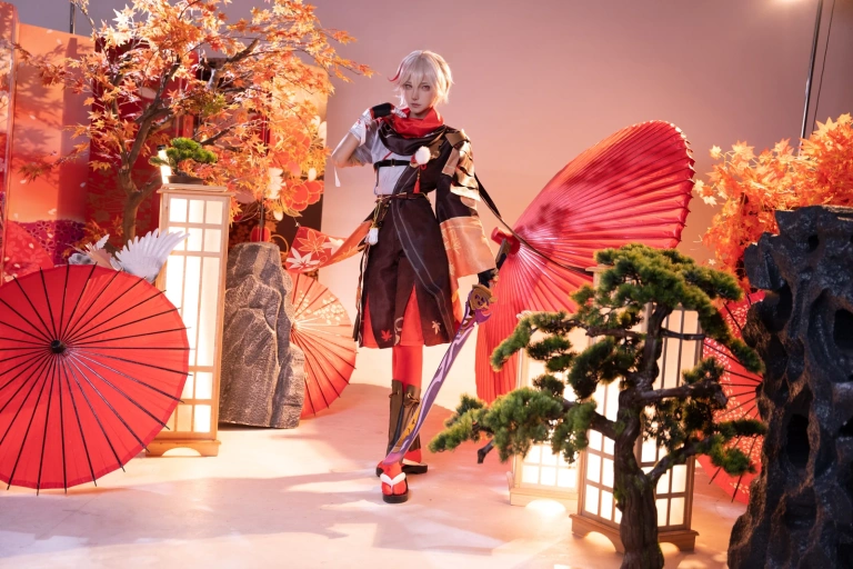Seya-狮砸《原神 枫原万叶》主题写真：9张全套美图