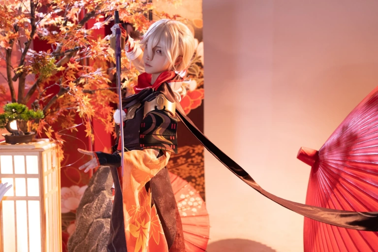 Seya-狮砸《原神 枫原万叶》主题写真：9张全套美图