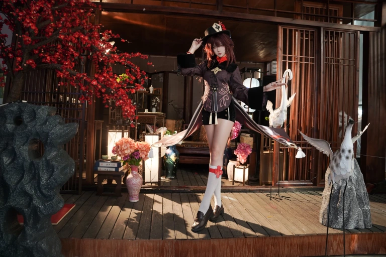 Seya-狮砸《原神 胡桃》主题写真：9张全套美图