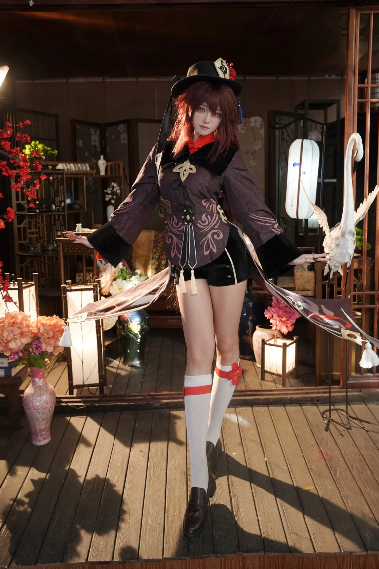 Seya-狮砸《原神 胡桃》主题写真：9张全套美图