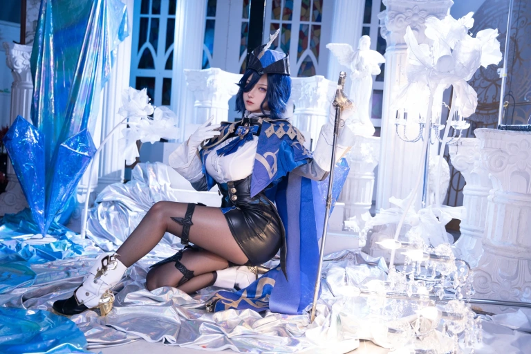 Seya-狮砸《原神 克洛琳德》主题写真：9张全套美图