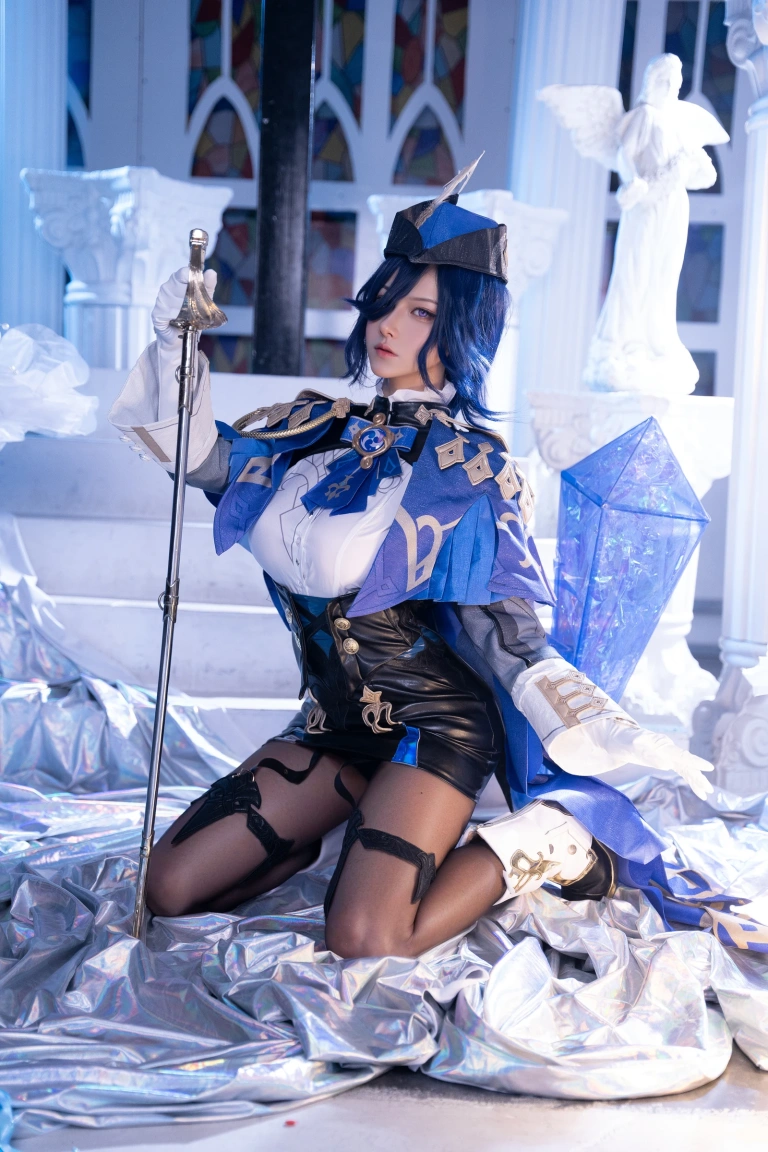 Seya-狮砸《原神 克洛琳德》主题写真：9张全套美图