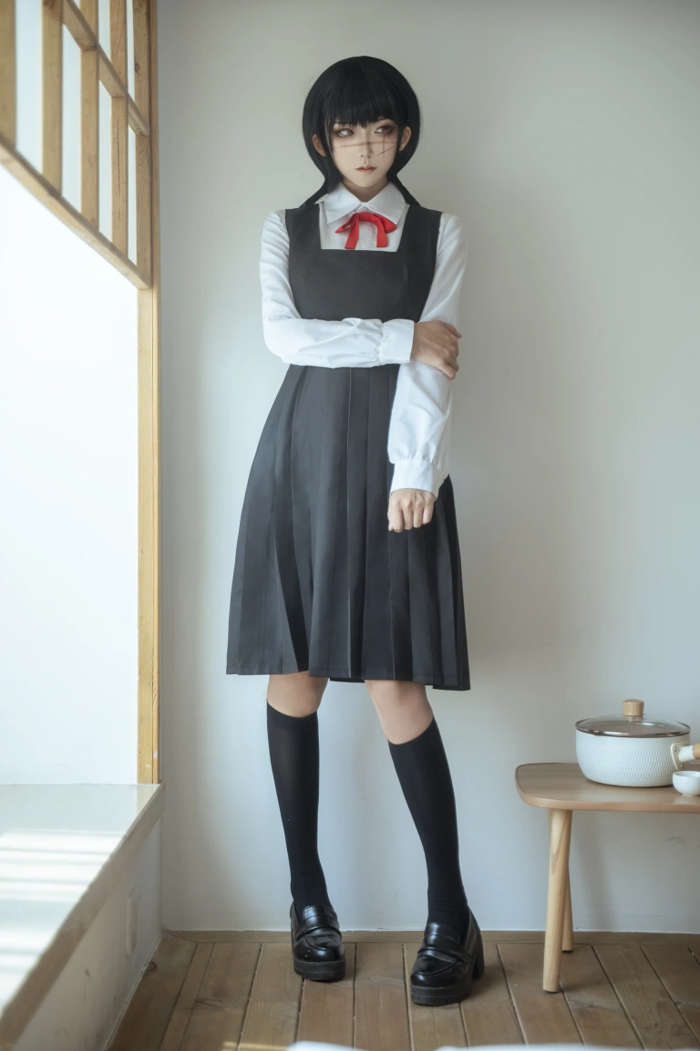 Seya-狮砸《链锯人 三鹰朝》主题写真：8张全套美图
