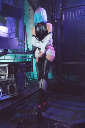 Seya-狮砸《赛博朋克：边缘行者 Lucy》主题写真：8张全套美图