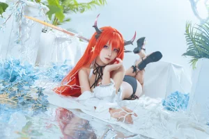 Seya-狮砸《42泳装》主题写真：12张全套美图