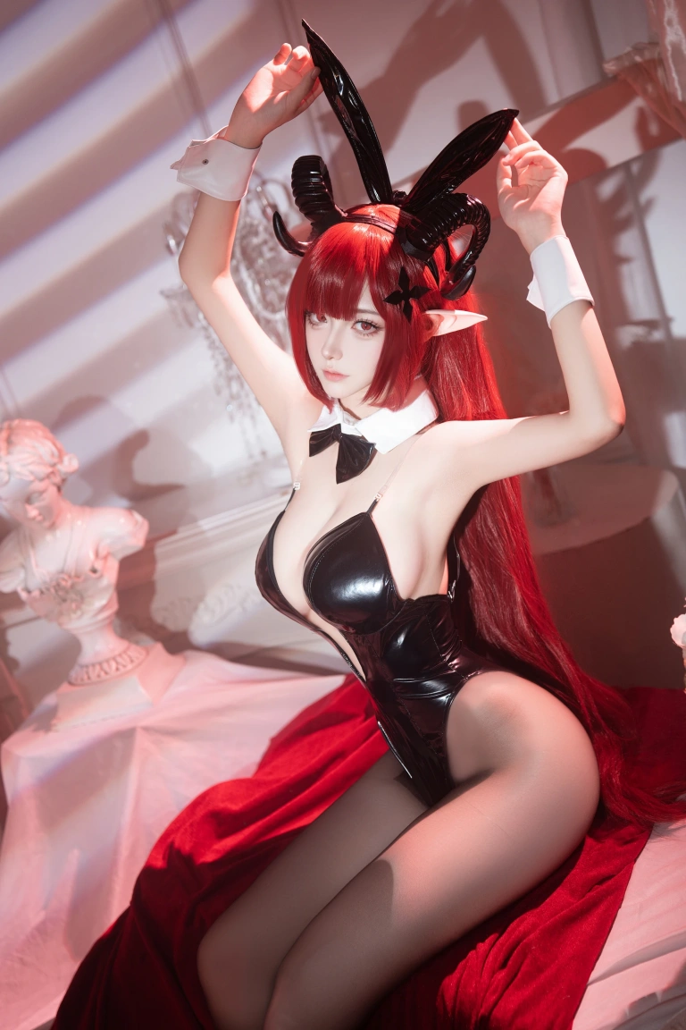Seya-狮砸《兴登堡兔女郎》主题写真：12张全套美图