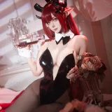 Seya-狮砸《兴登堡兔女郎》主题写真：12张全套美图