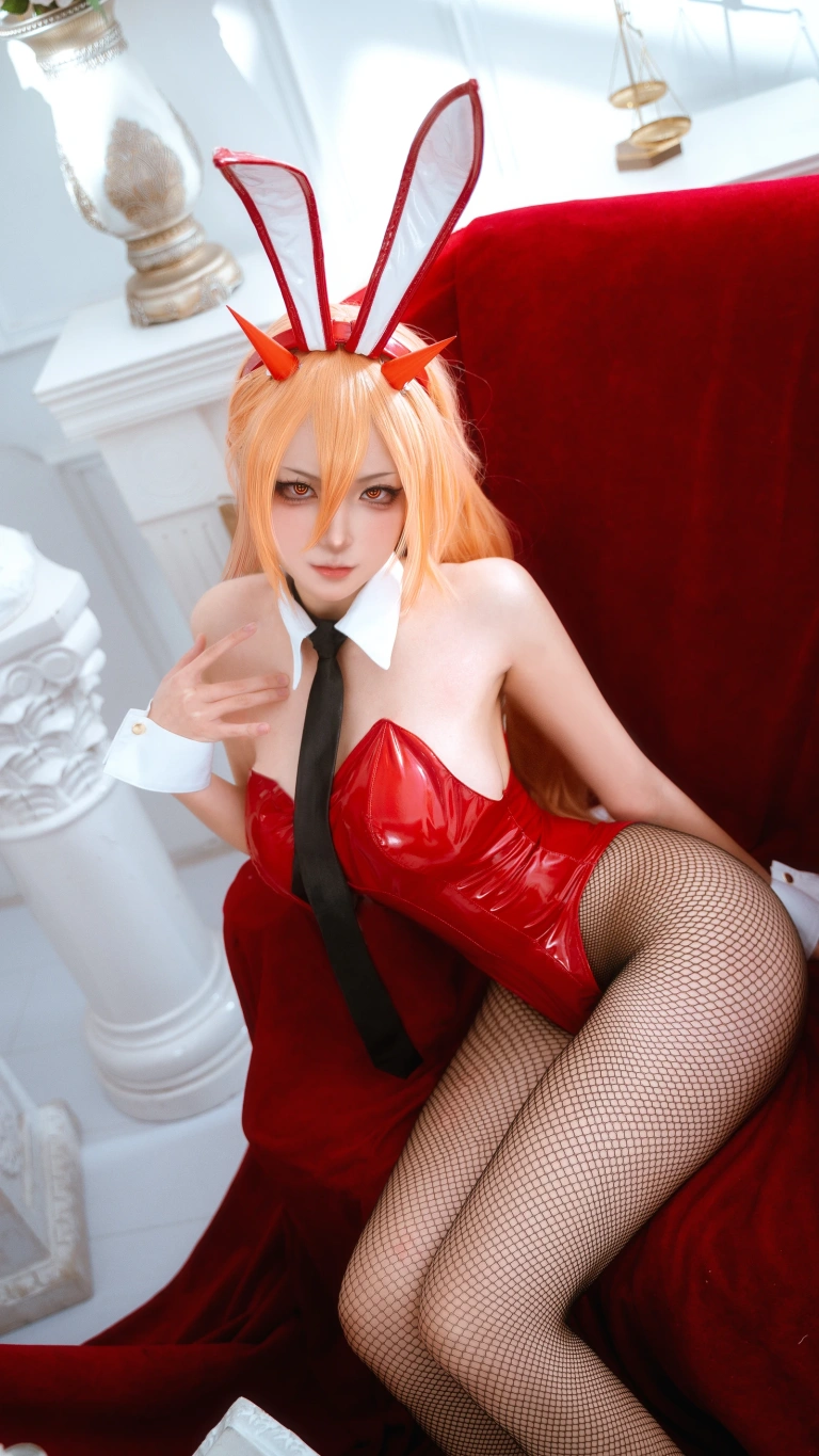 Seya-狮砸《帕瓦玛奇玛兔女郎》主题写真：12张全套美图