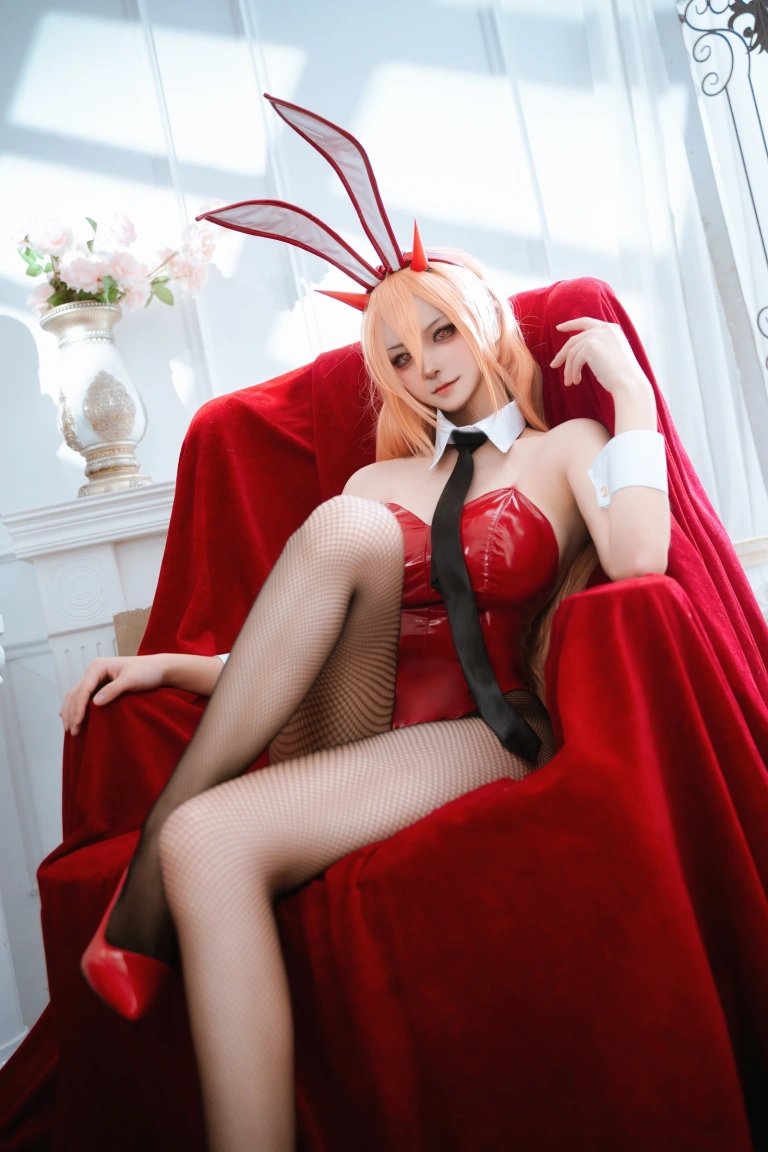 Seya-狮砸《帕瓦玛奇玛兔女郎》主题写真：12张全套美图