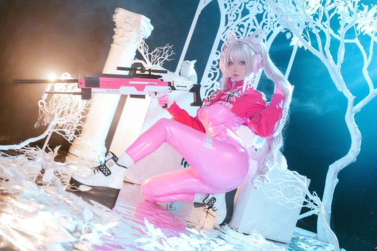 Seya-狮砸《Nikke胜利女神 爱丽丝原皮》主题写真：12张全套美图