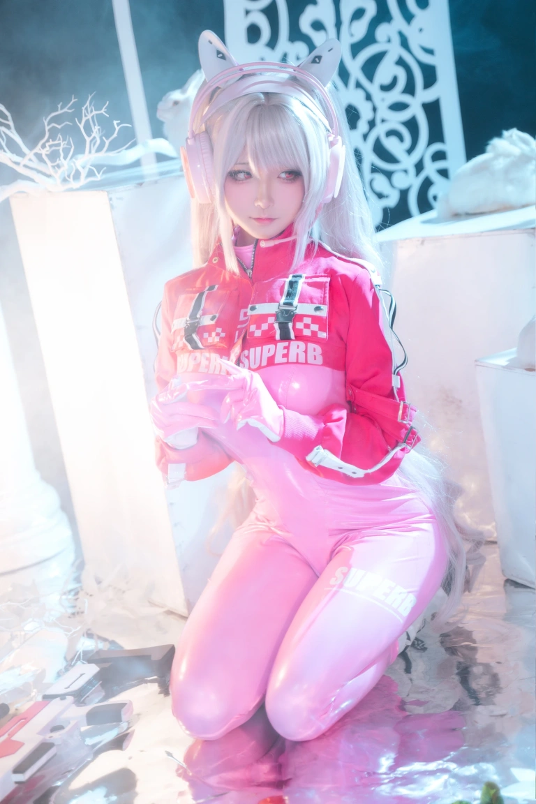 Seya-狮砸《Nikke胜利女神 爱丽丝原皮》主题写真：12张全套美图