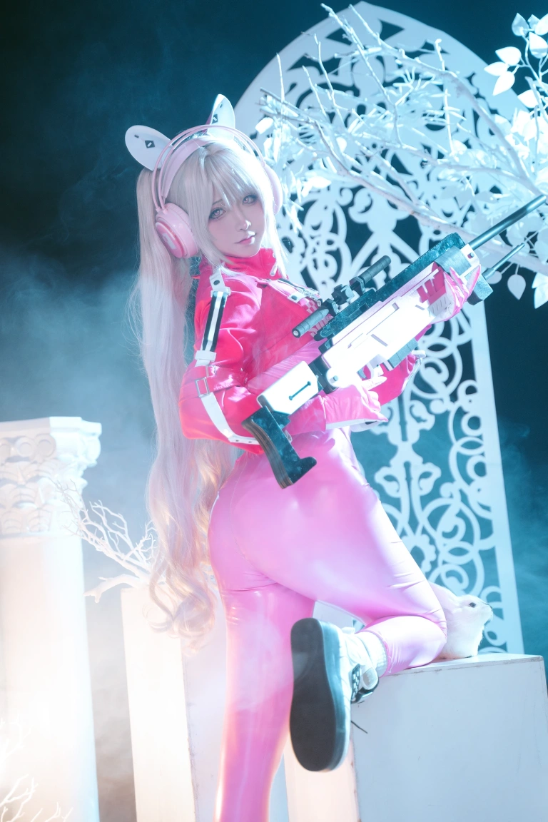 Seya-狮砸《Nikke胜利女神 爱丽丝原皮》主题写真：12张全套美图