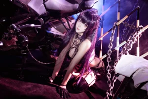 Seya-狮砸《Nikke：胜利女神 米哈拉》主题写真：12张全套美图