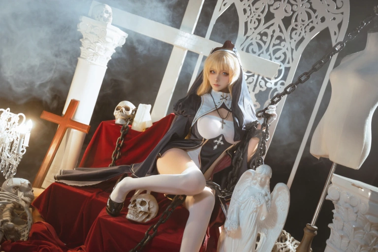 Seya-狮砸《修女》主题写真：12张全套美图