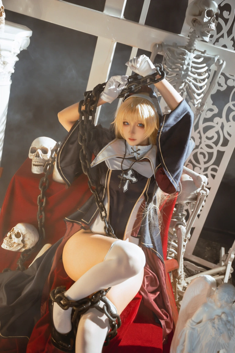 Seya-狮砸《修女》主题写真：12张全套美图