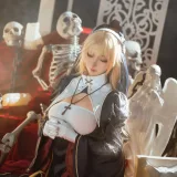 Seya-狮砸《修女》主题写真：12张全套美图